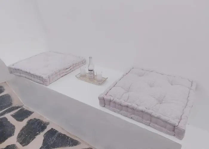 Naxian Purity * Glinado Naxos